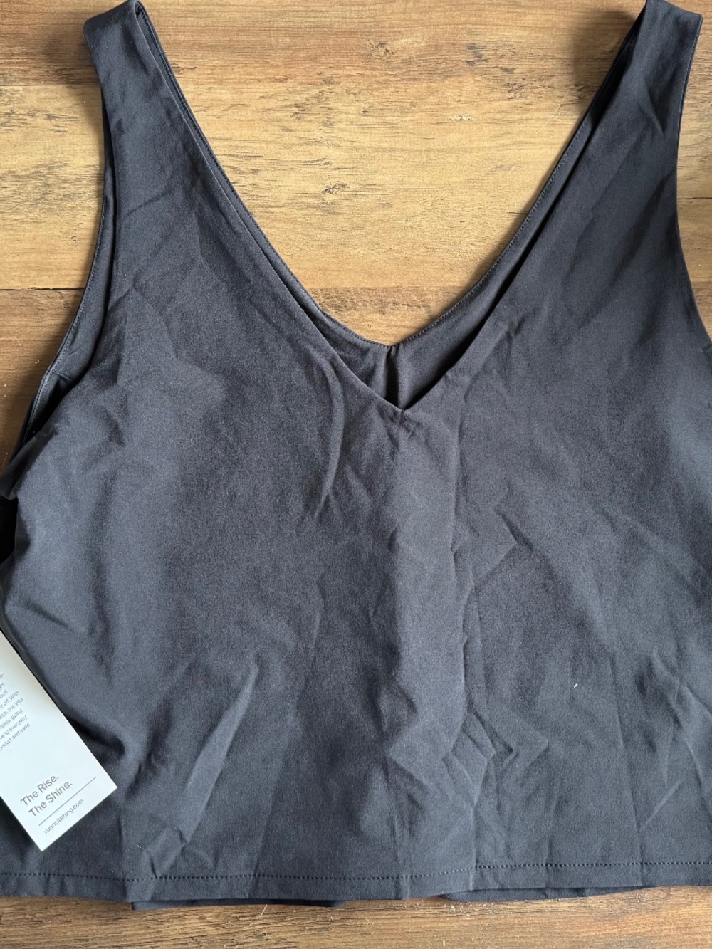 Vuori SL villa cropped tank